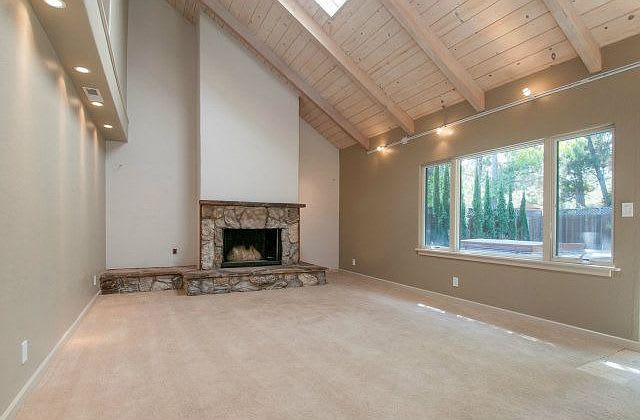 137 E Carmel Valley Rd APT 4