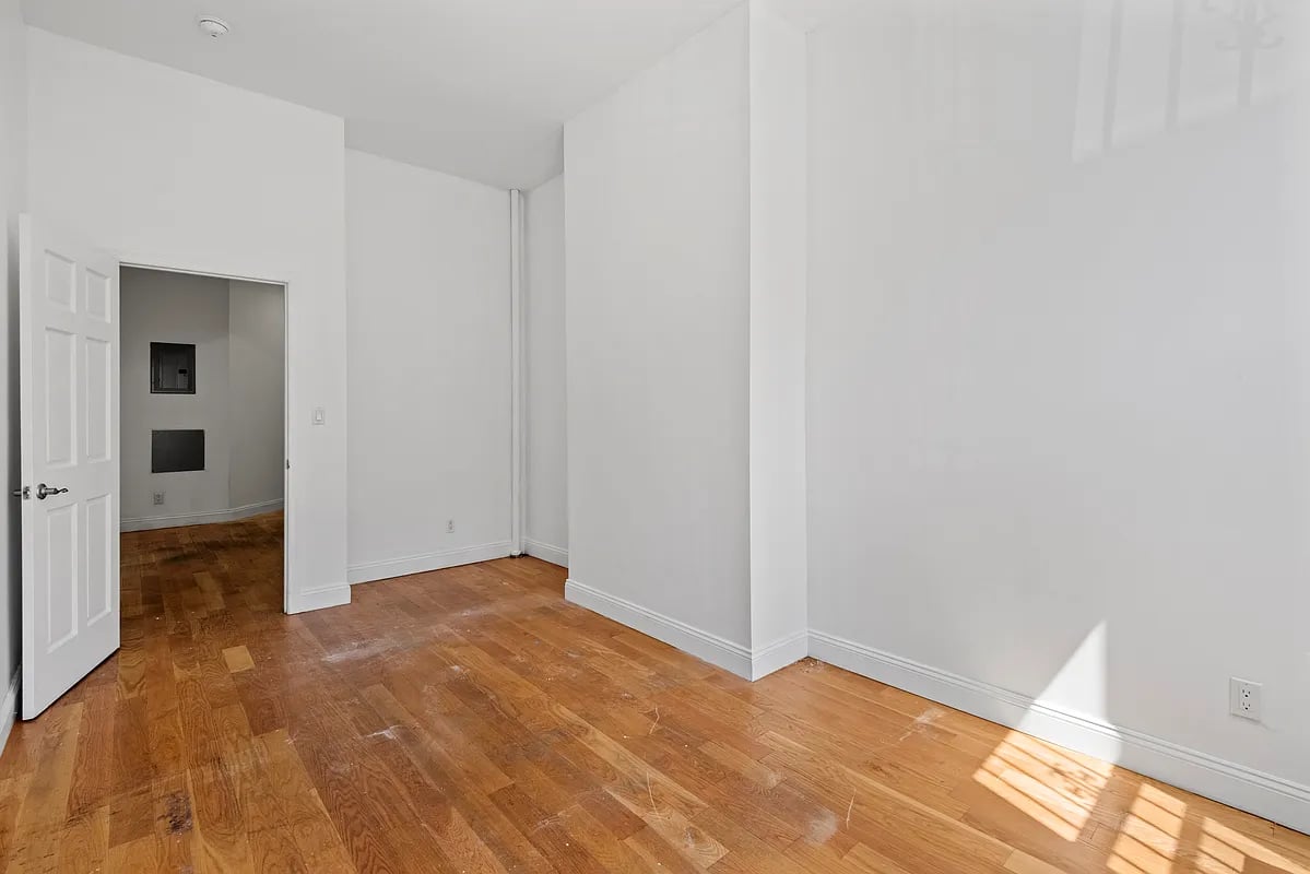 291 Wyckoff Avenue #1R