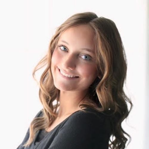 Paris Daugherty Brazil, IN Real Estate Agent Headshot