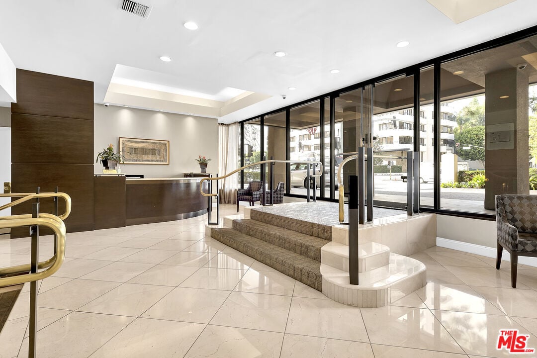 10590 Wilshire Blvd #307 and #2A