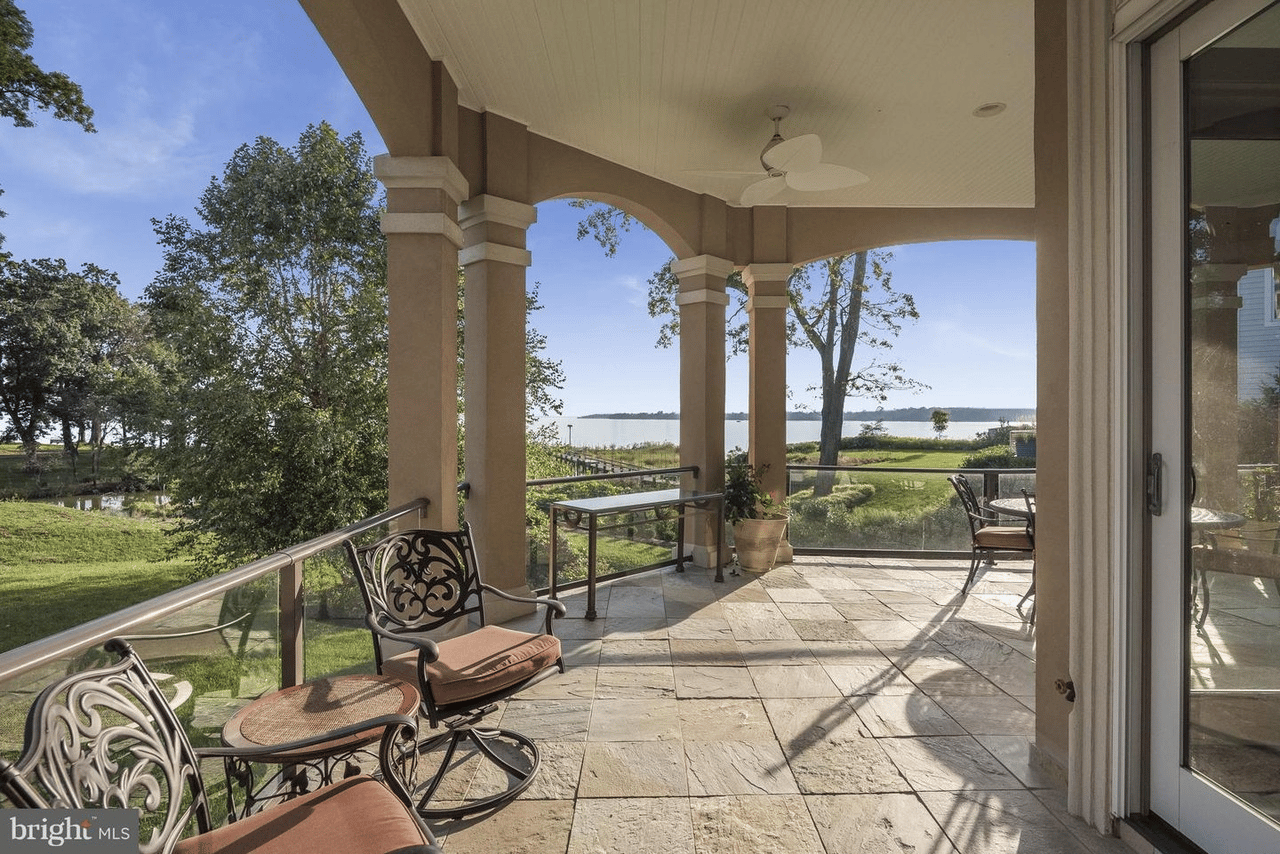 1407A Sharps Point Rd