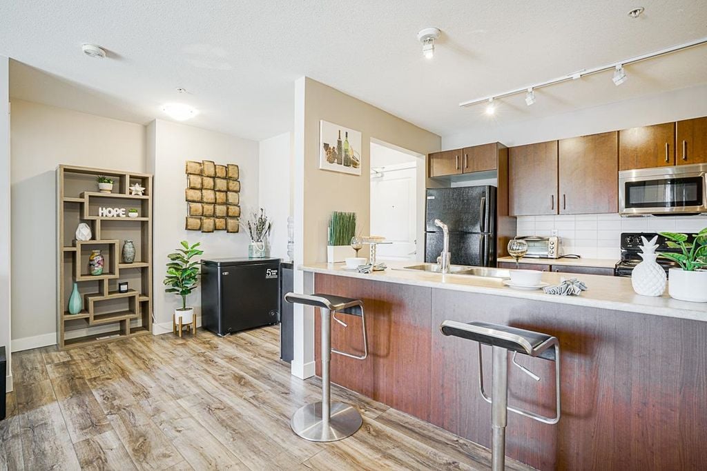 45555 Yale Rd, #308