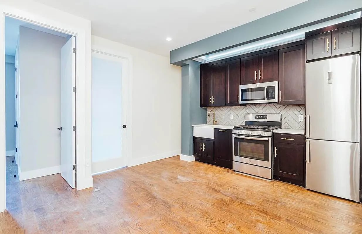 104 Central Avenue 4F