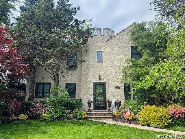 76 Fox Blvd