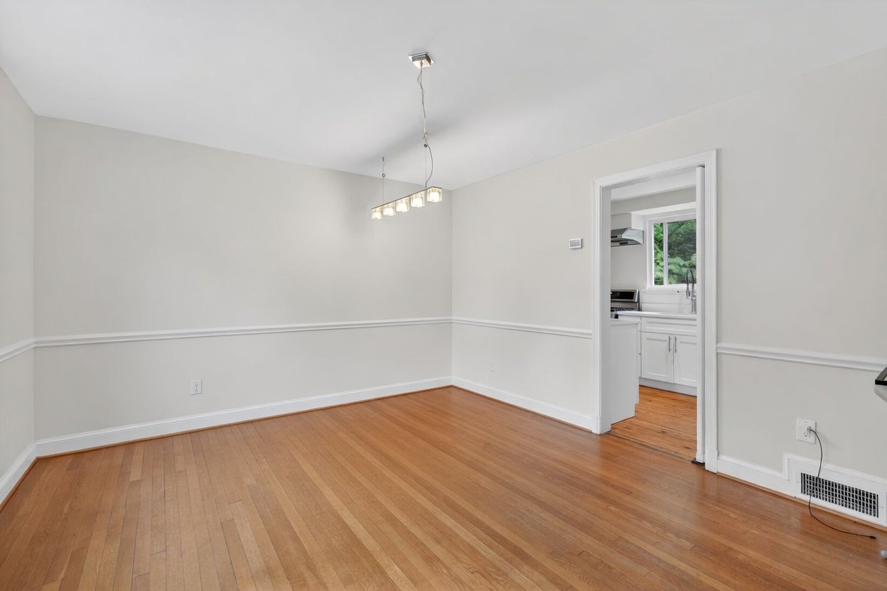 4325 47th Street NW