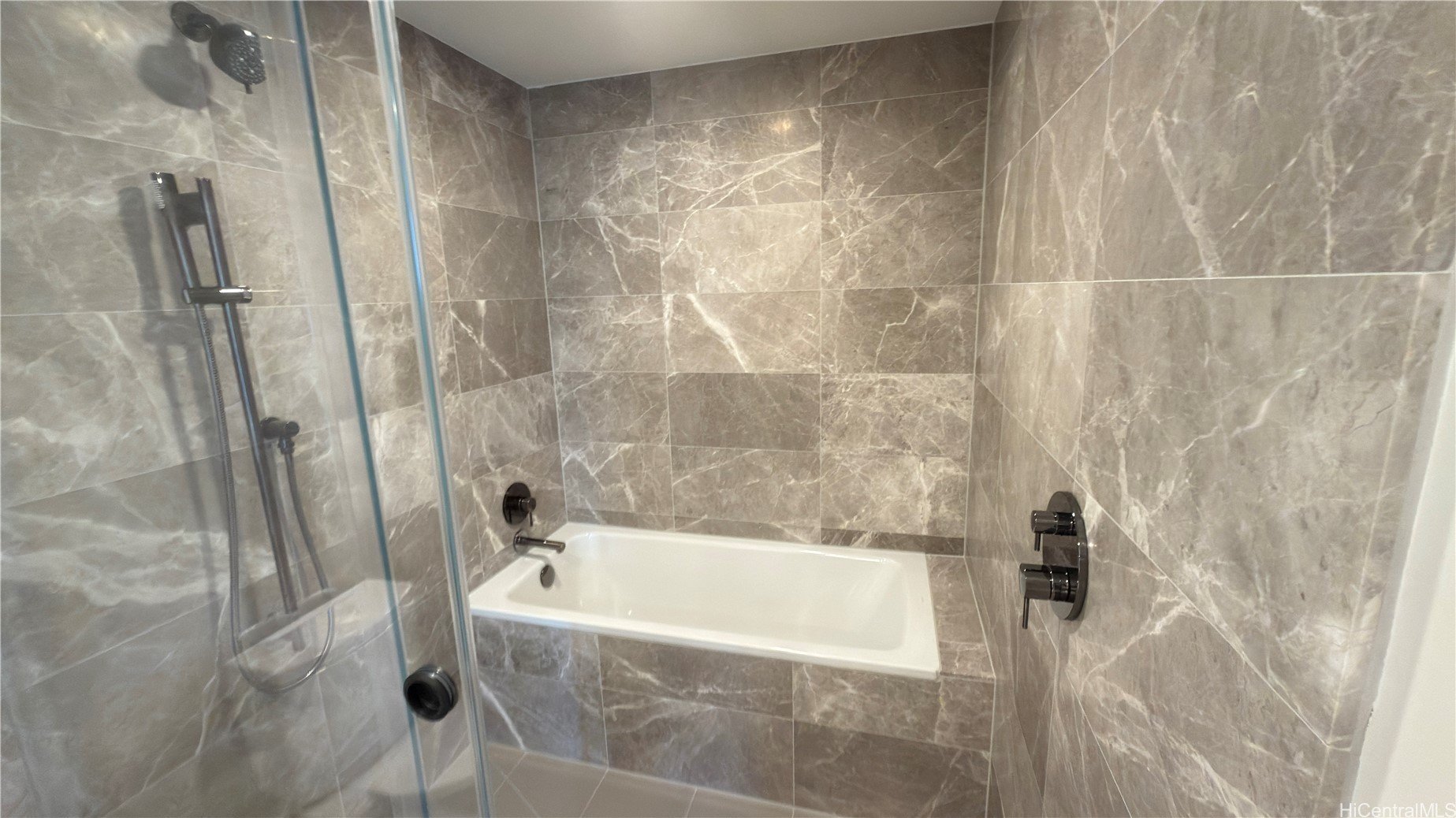 333 Ward Avenue #3510