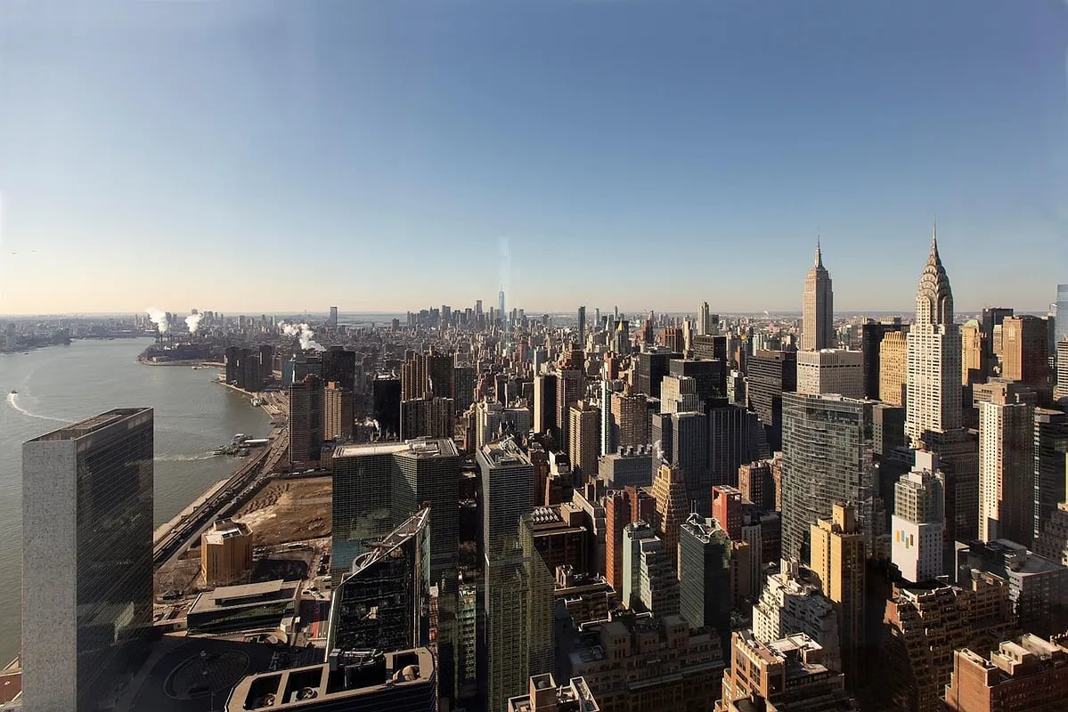 845 United Nations Plaza Unit: 82B