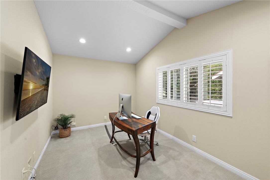 22242 Pewter Ln