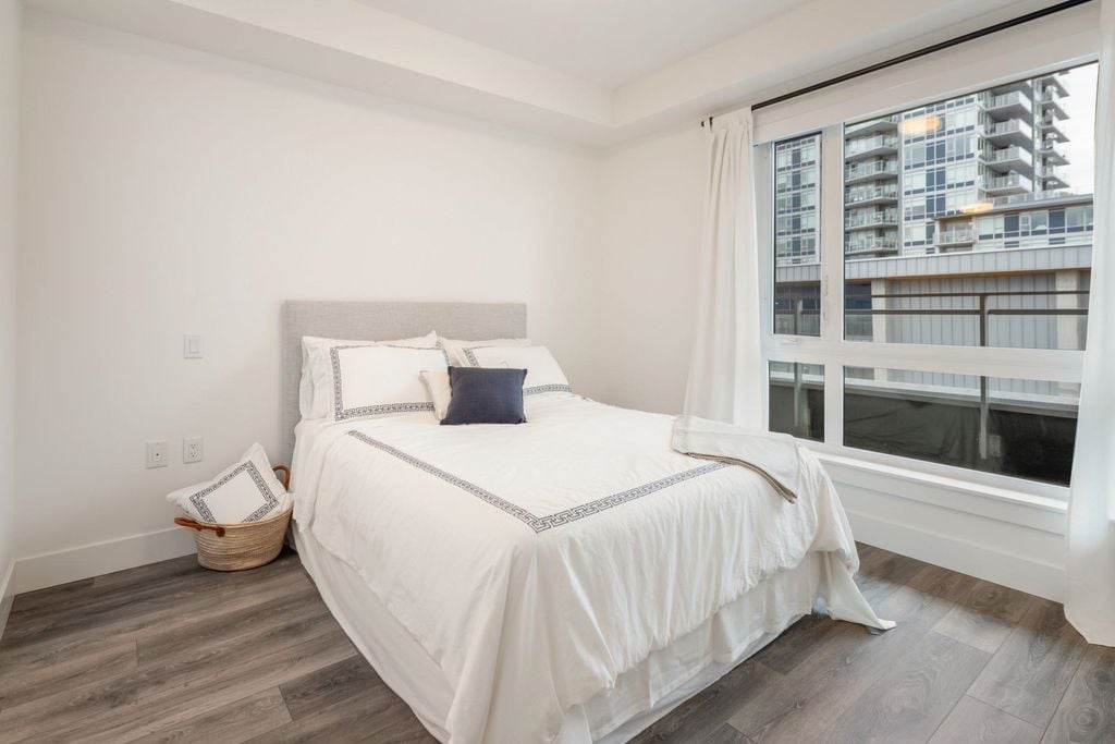 8580 River District Crossing, #PH709