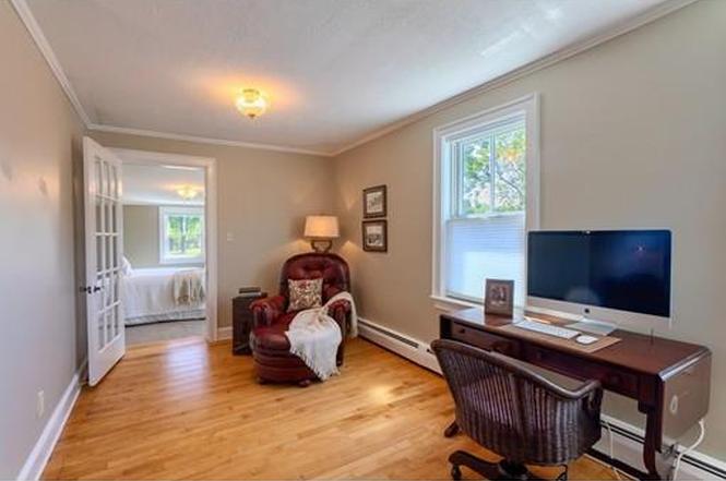 15 Ferry Rd