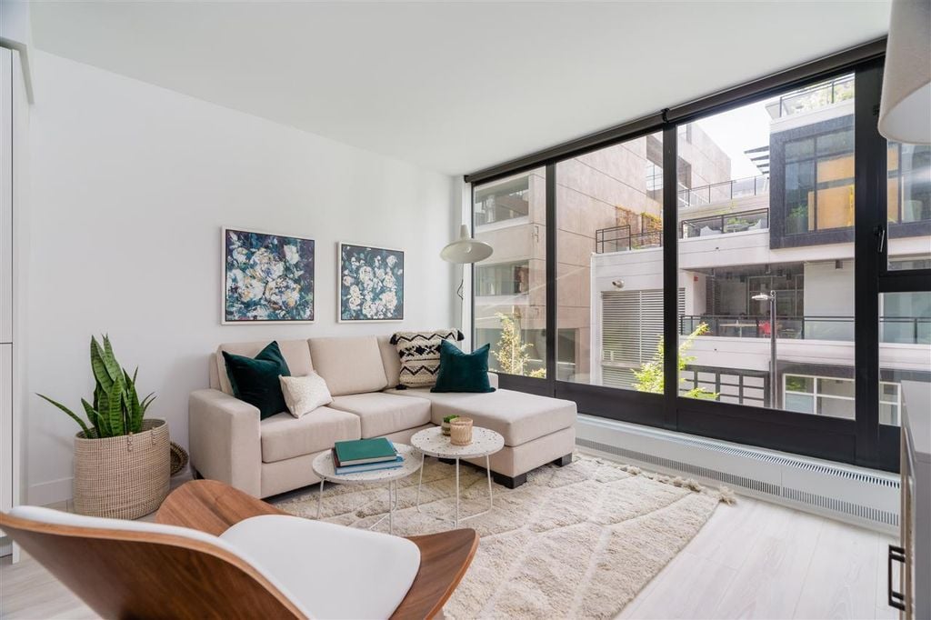 1133 Hornby St, #306