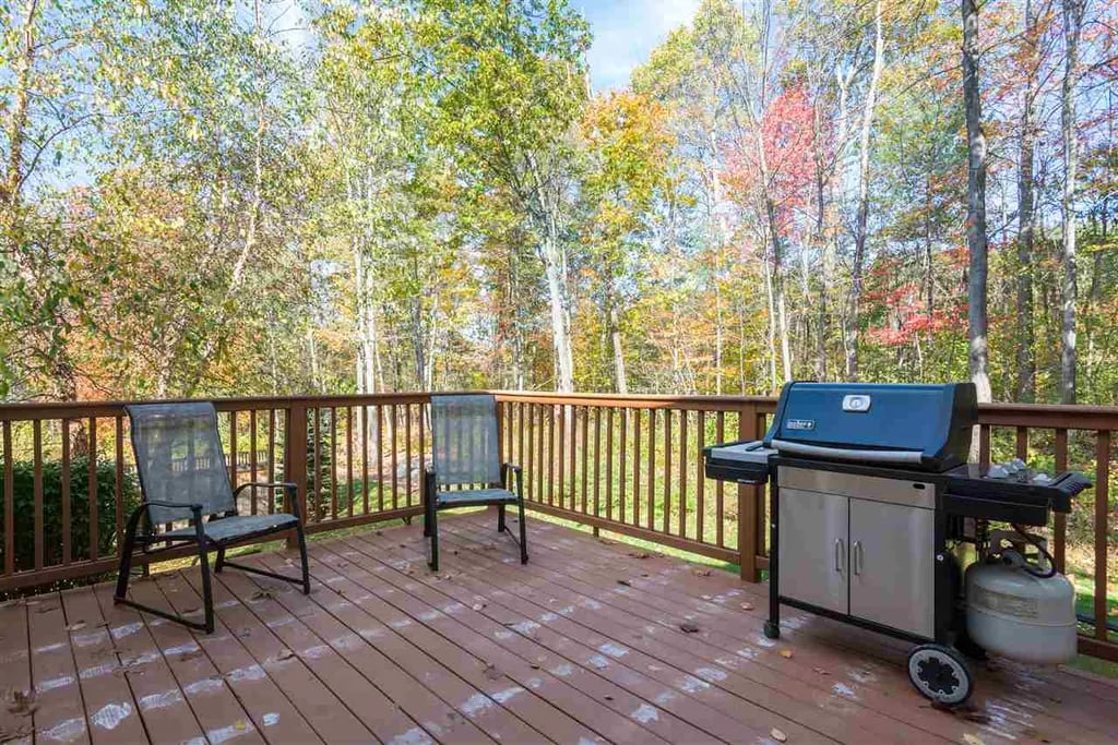 103 Hickory Stick Ln