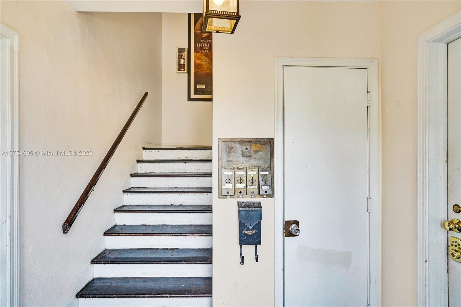 228 Madeira Ave