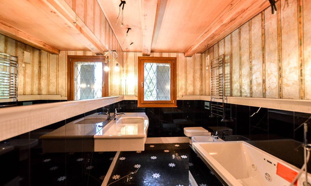 Luxury Villa with Postcard Views