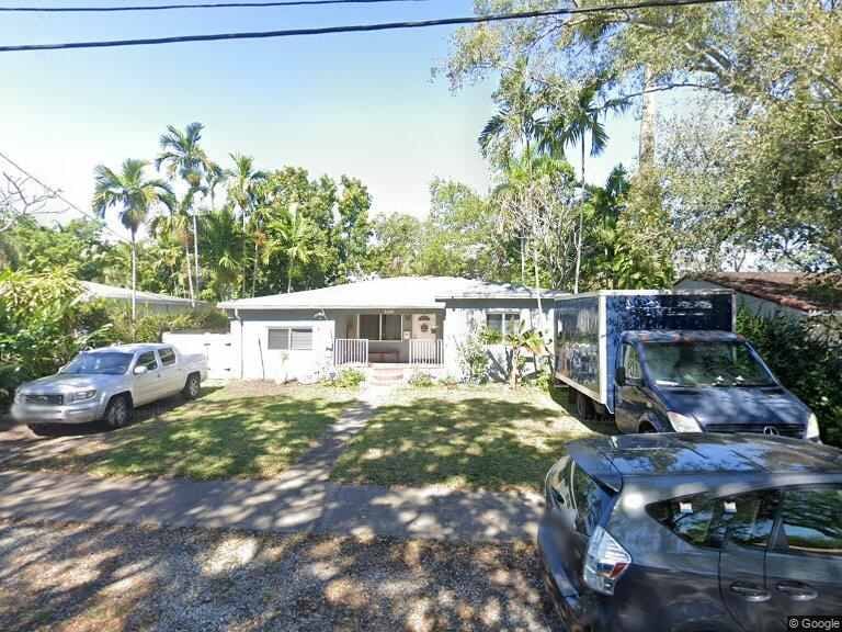 4241 SW 16th Street