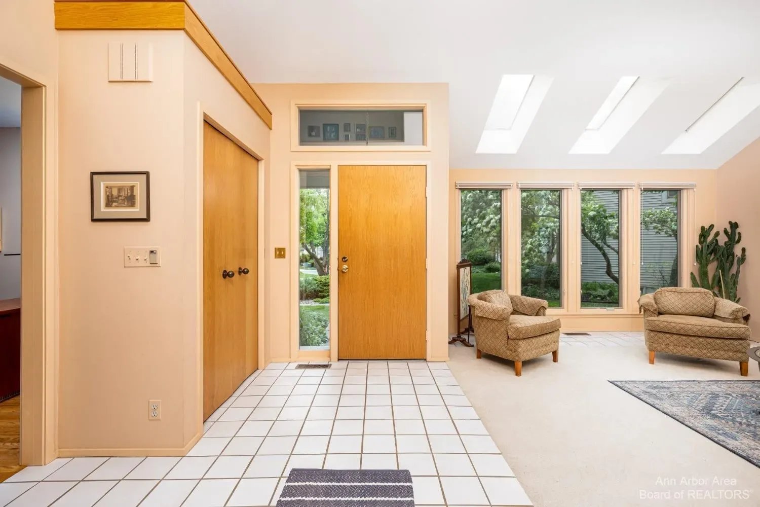 1255 Severn Ct