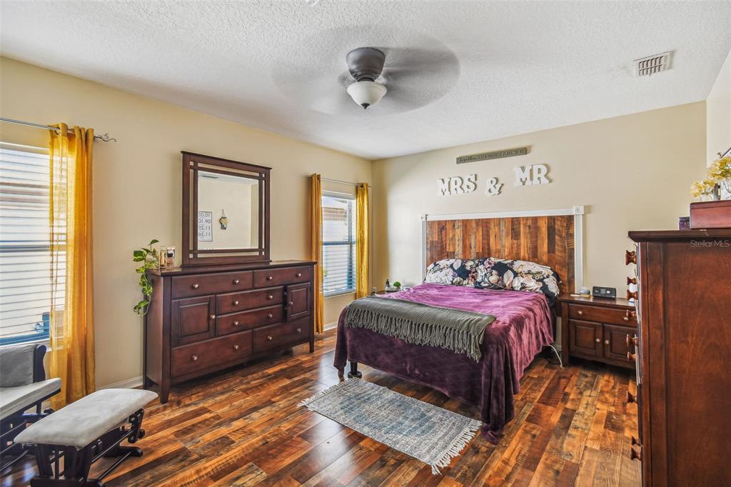 3154 Queen Alexandria Dr