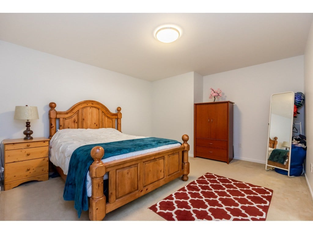 47-6895 188 St