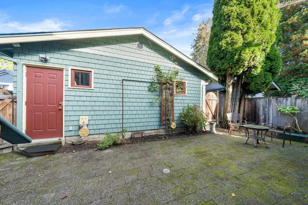 49 W 7th Ave, #3447