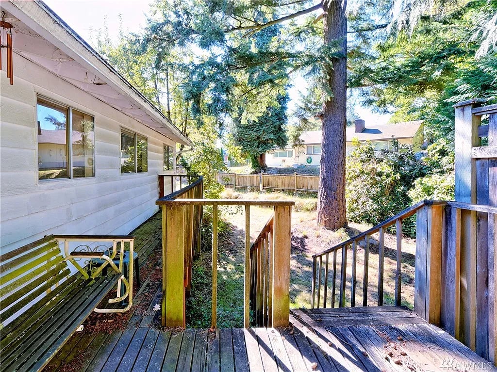 4909 216th Pl SW