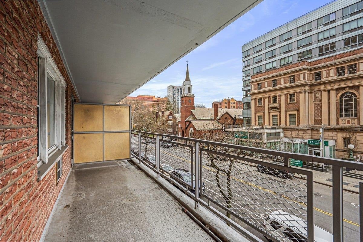 89-15 Parsons Boulevard #3J