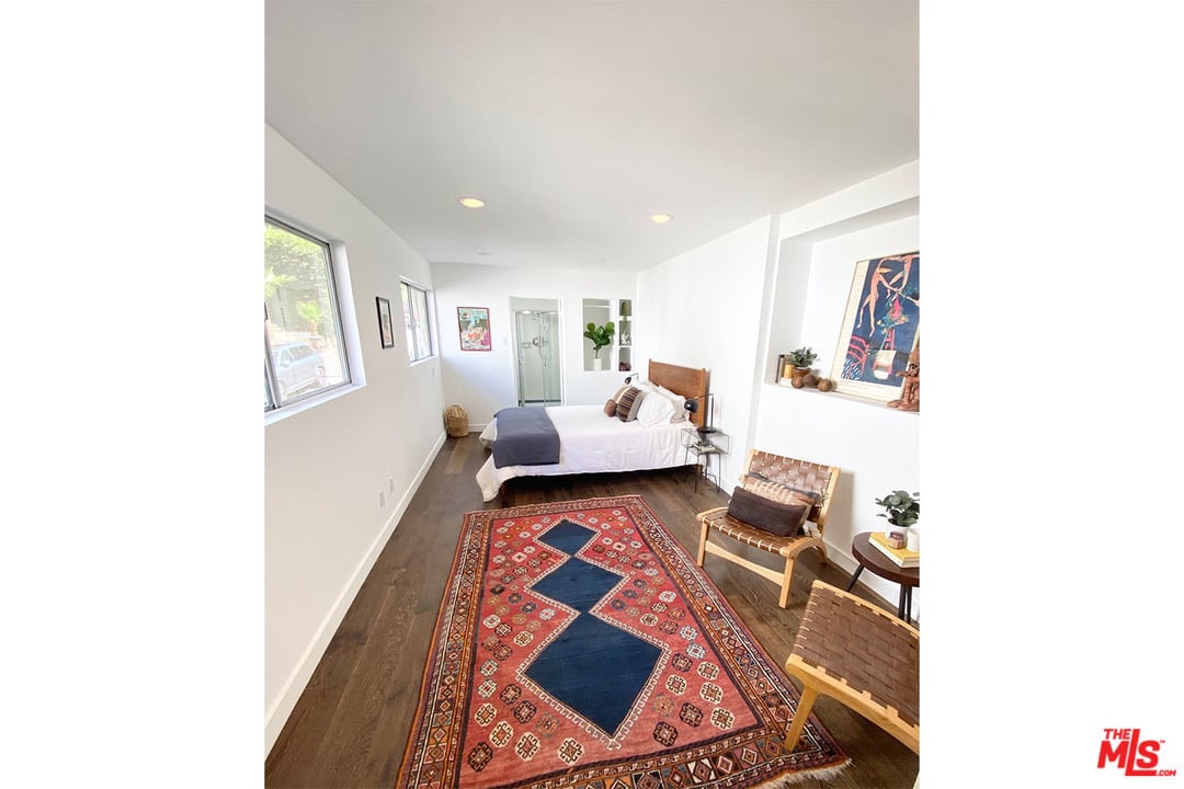 2622 Rinconia Dr
