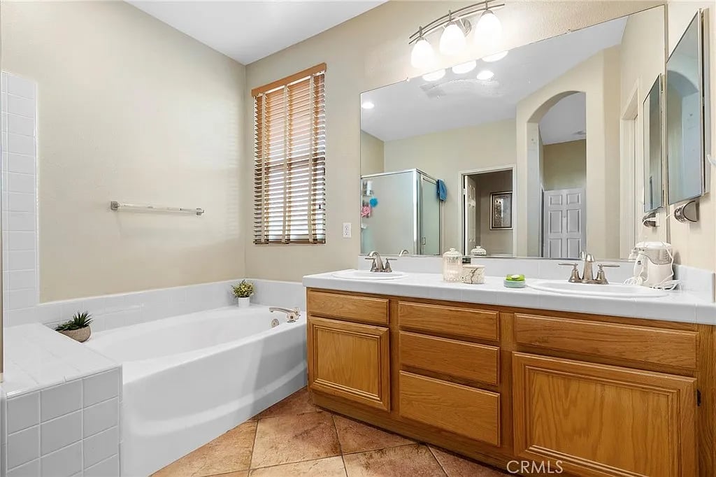 37724 Amber Ln