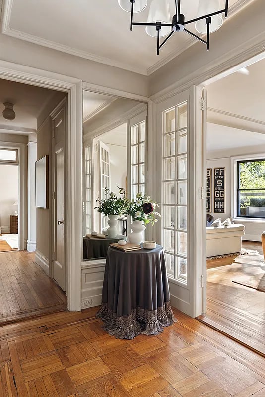 270 Riverside Dr, #2C