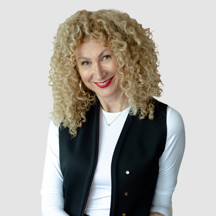 Lisa DeCarlo photo