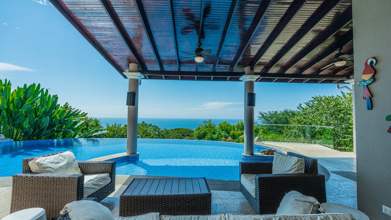Ocean View Luxury Estate with An Incredible Location in Dominical