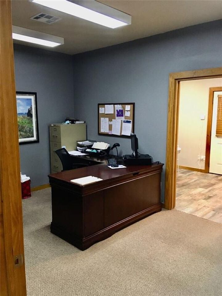 Georgetown Office Condo - 900 SF | 3 Offices + Conference
