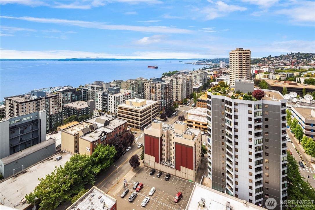 121 Vine Street #1906