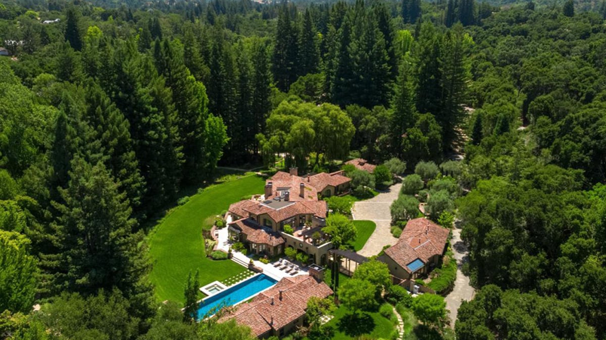 Is Woodside a Hot Real Estate Market?