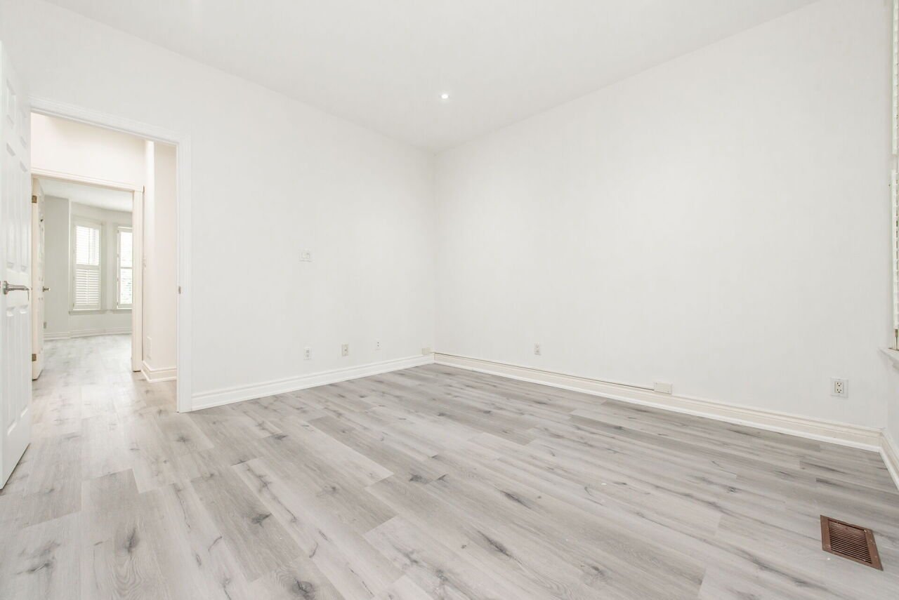 38 Earl Street, Toronto C08 Unit: Th11