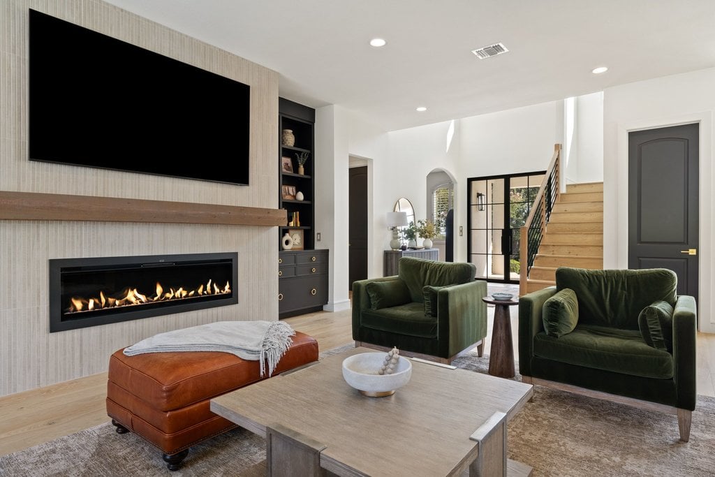 34 Autumn Oaks