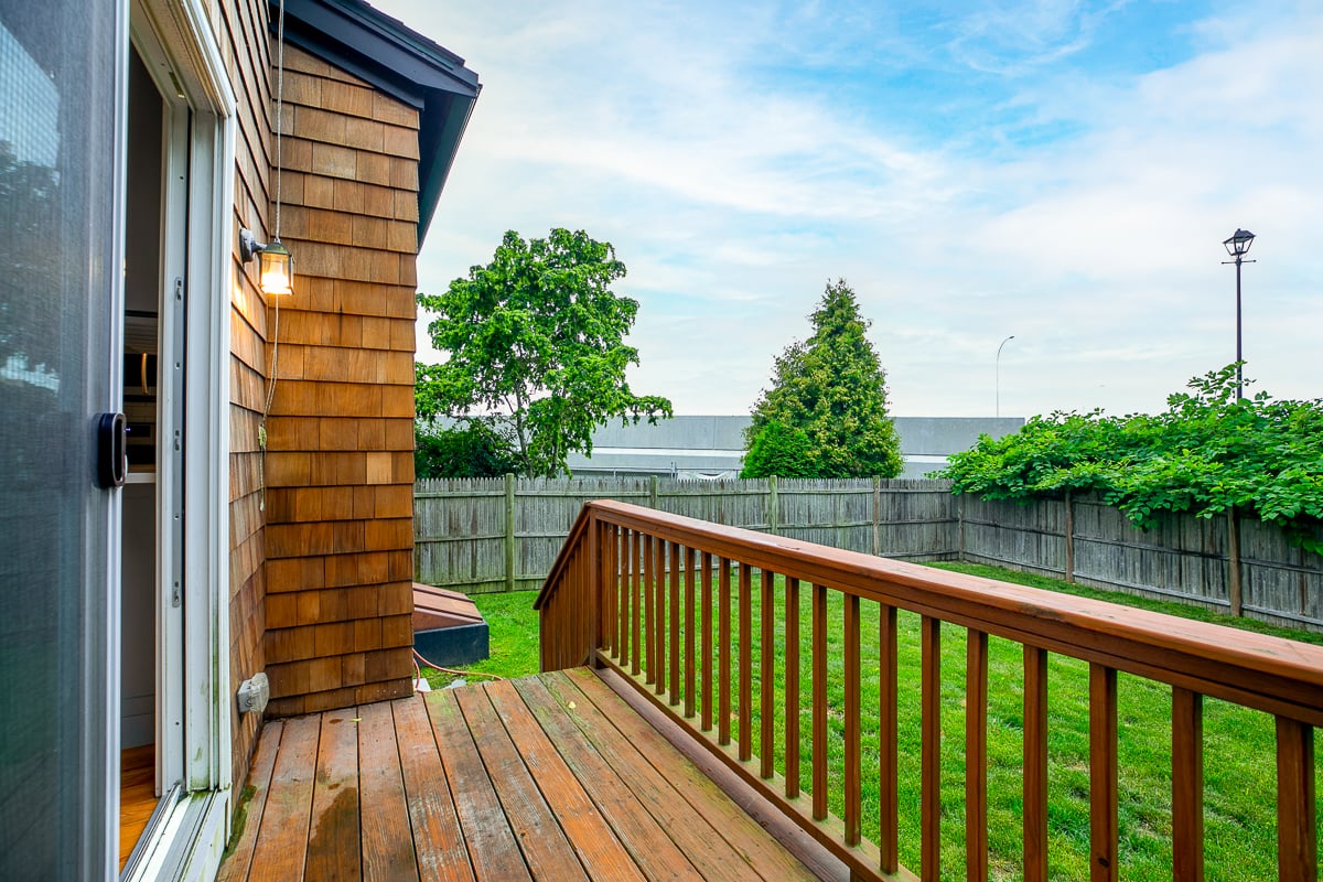 79 Garfield Street, Newport, RI 02840