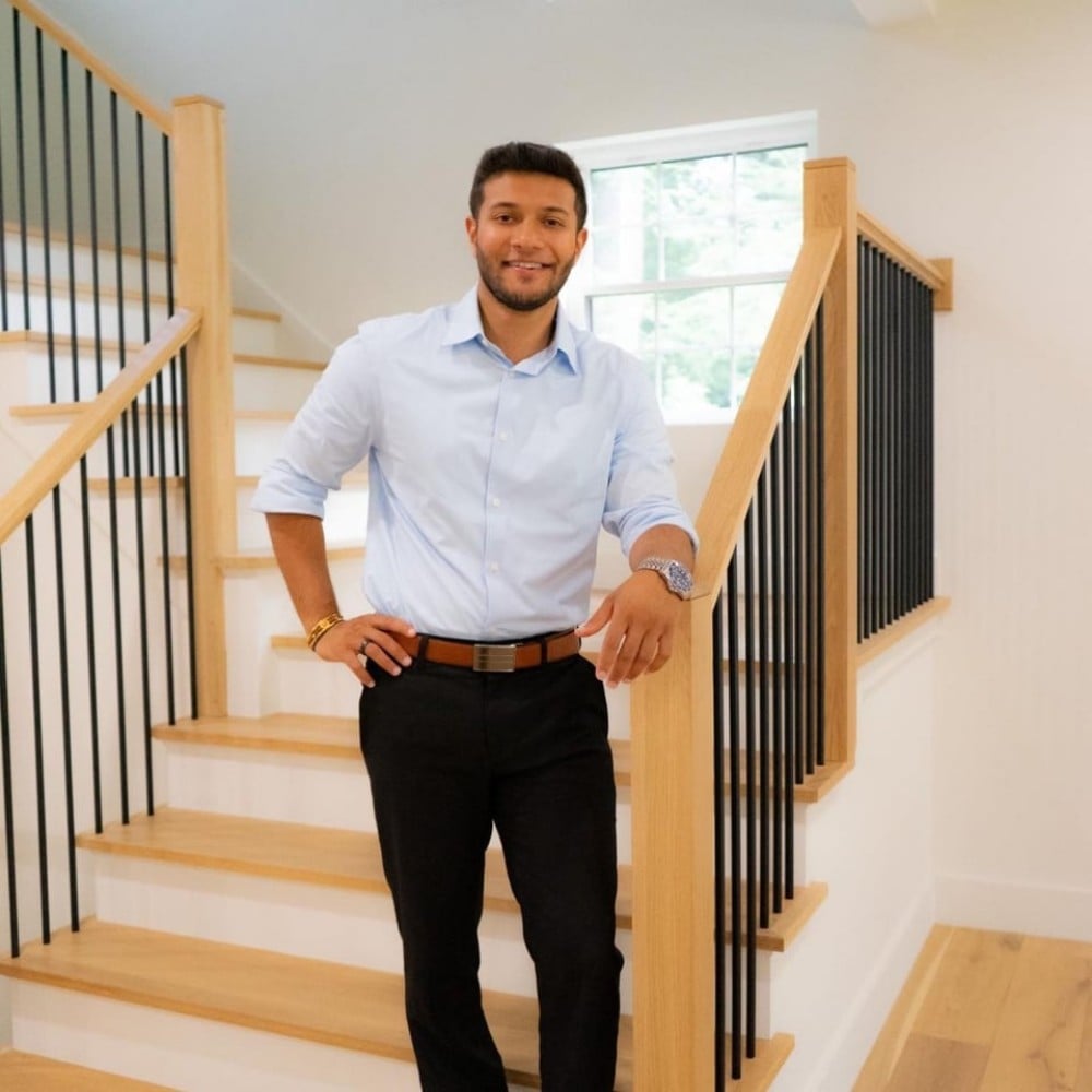 Karan Desai South Windsor, CT Real Estate Agent Headshot