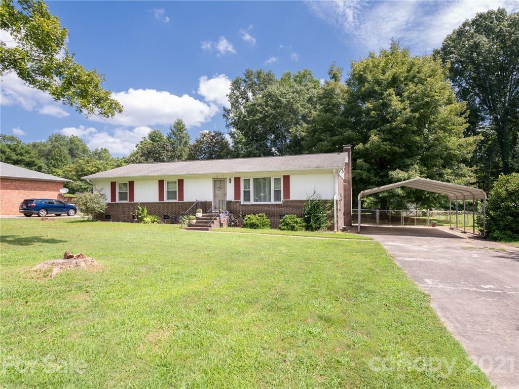 10116 Windrift Rd