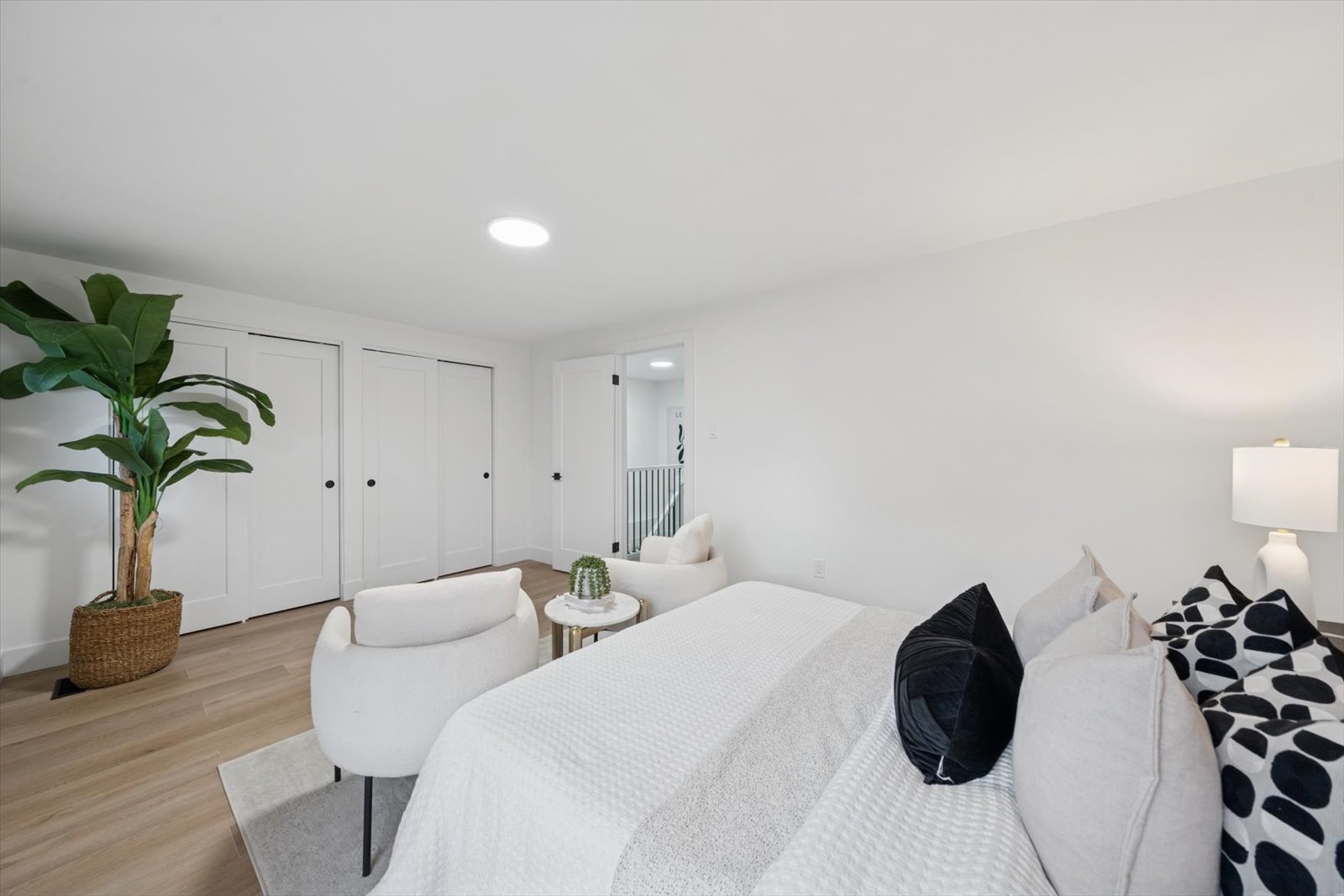 62 Pepperell Cres