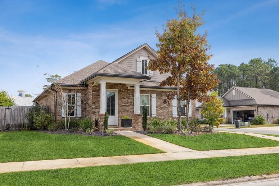 8 Pintail Blvd