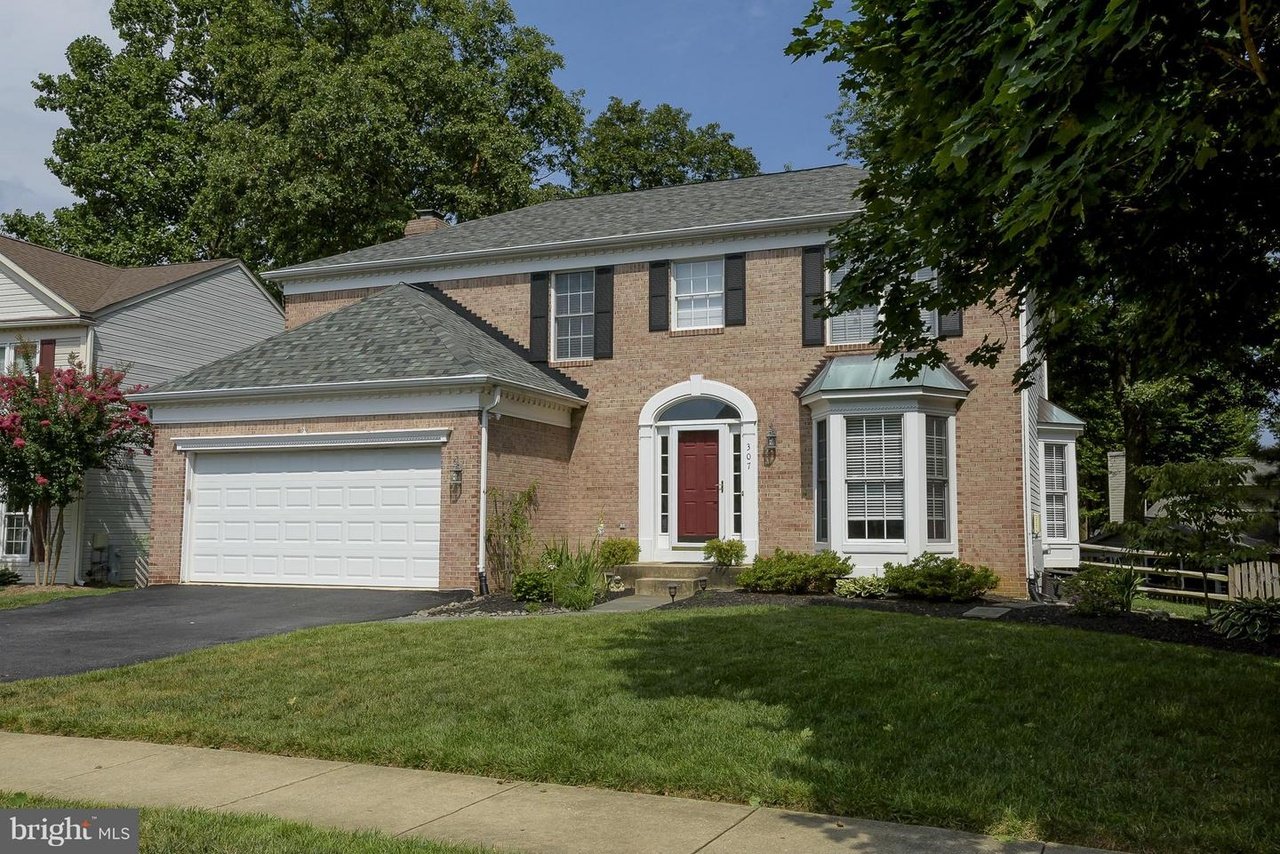 307 Rosslare Dr