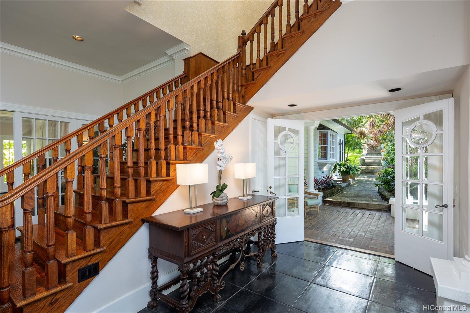 3502 Woodlawn Drive (Buyer's Rep)