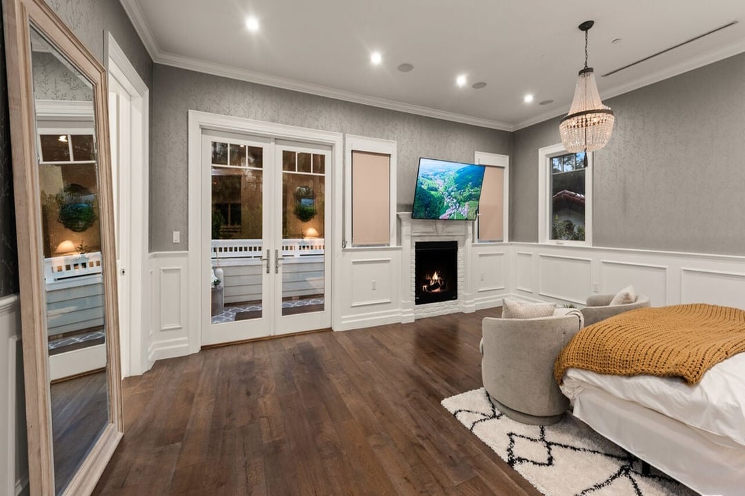 Luminor Heights, Laurel Canyon Blvd, 90046