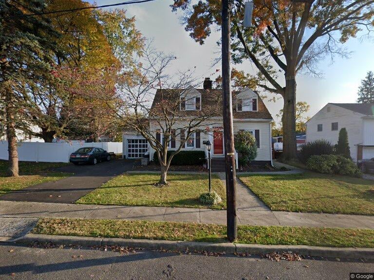 446 1st Ave