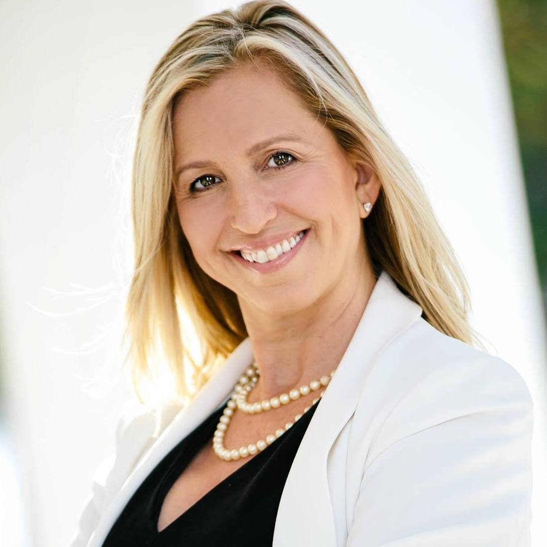 Valerie Punwar Calabasas, CA Real Estate Agent Headshot