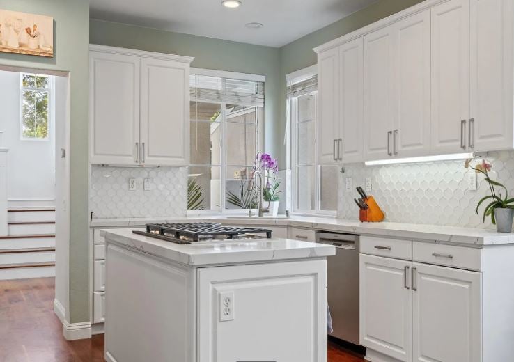 4654 Vereda Mar Del Sol, San Diego, CA 92130