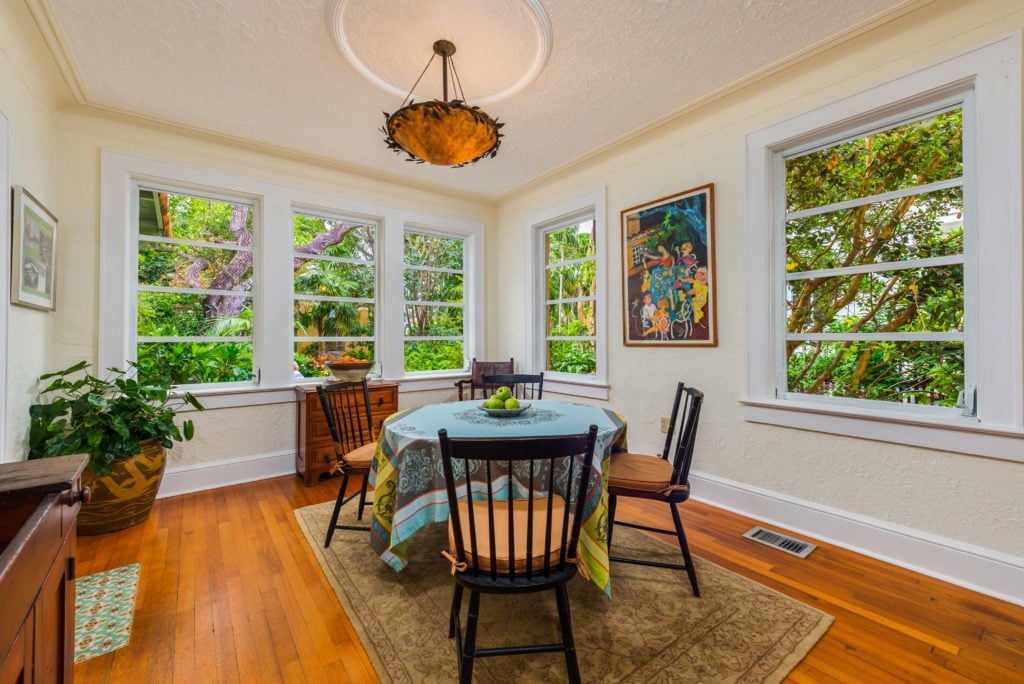 Chic Miami Beach Med-Deco Landmark Sells!