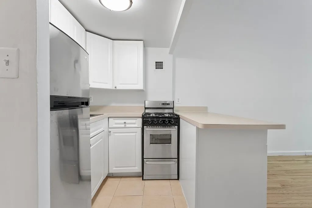 220 East 22nd Street, #G-LR