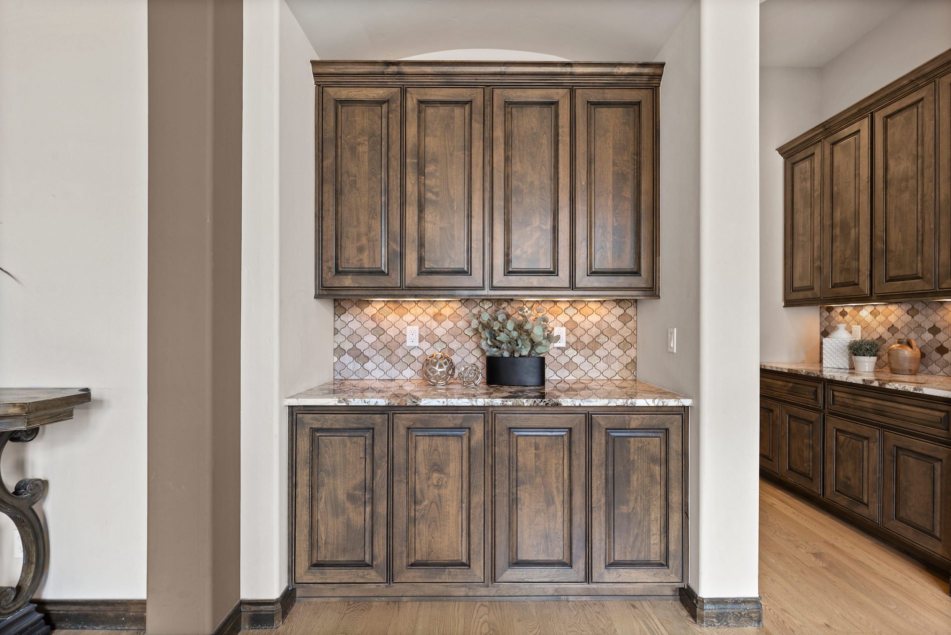 8122 Raphael Lane
