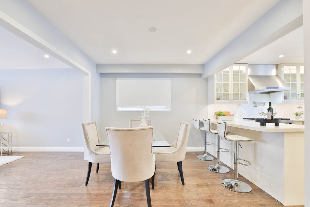 2673 Kingsberry Cres